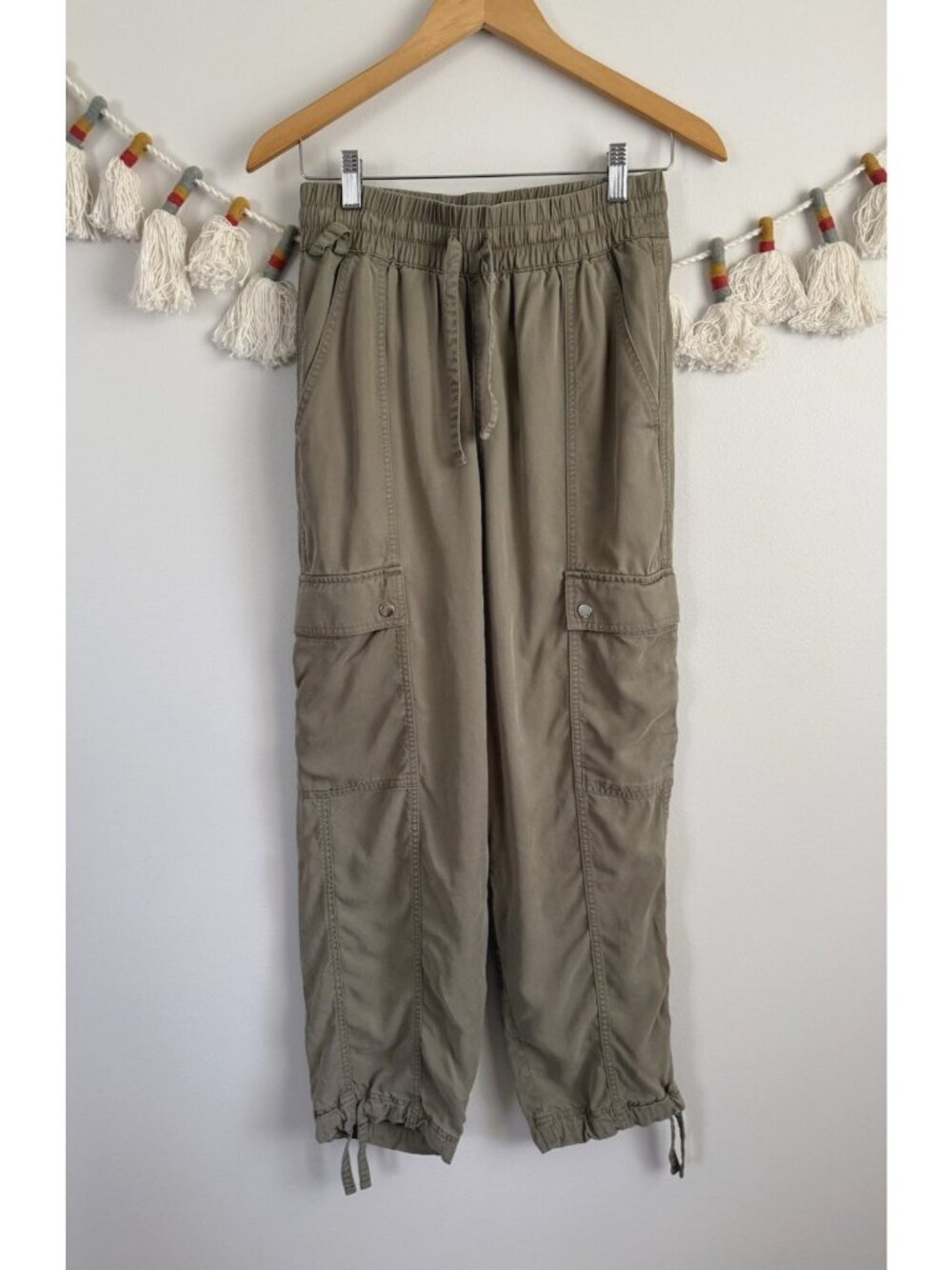 Athleta Celestial Utility High Rise Cargo Pant Green Tencel Commute Travel XS